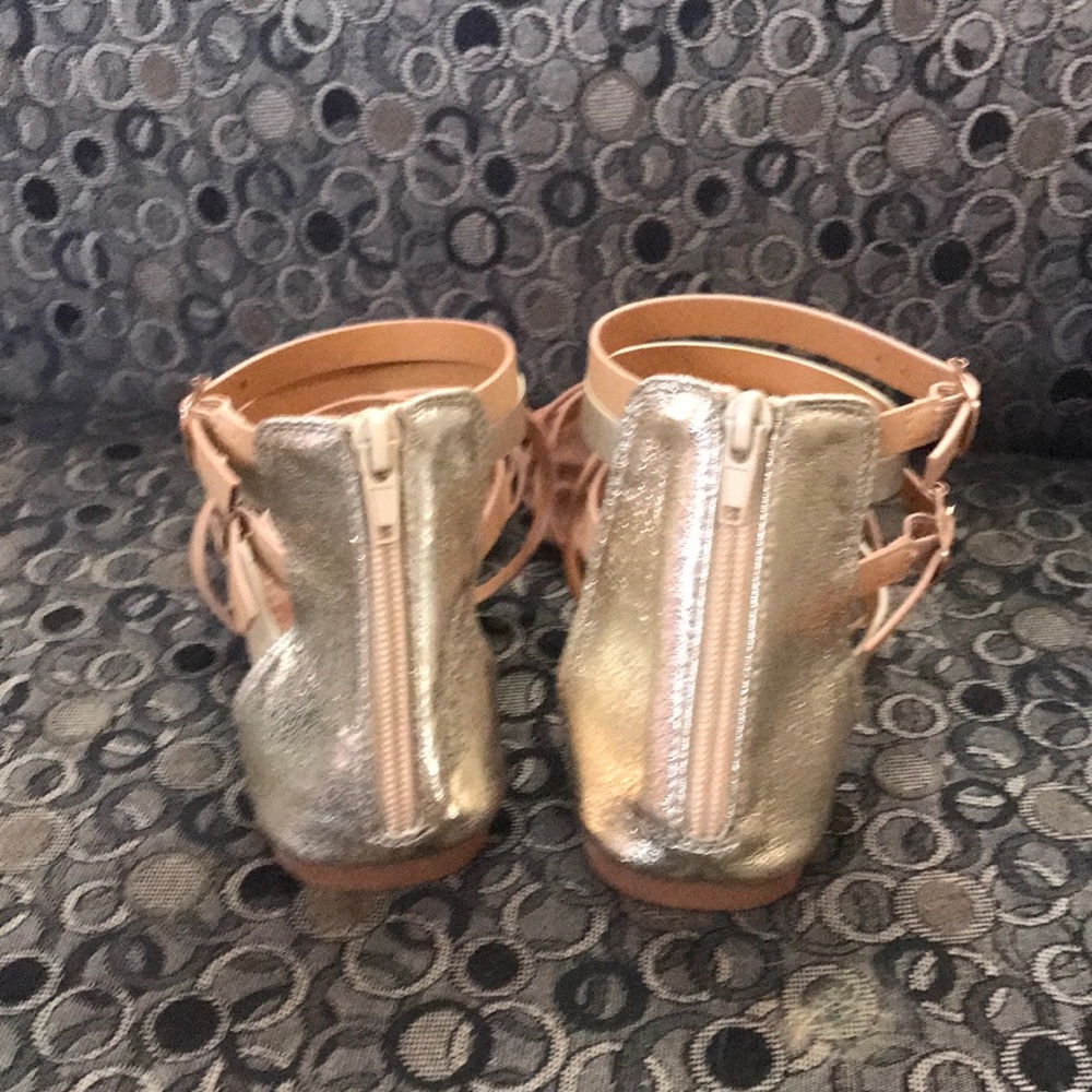 Sandals - Picture 3 of 5